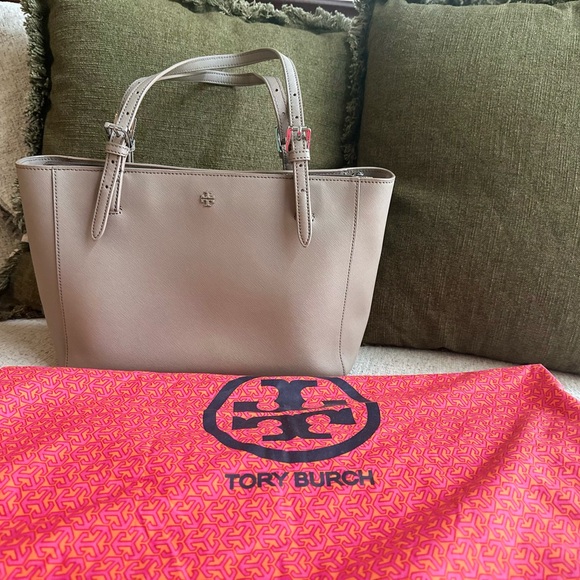 Tory Burch emerson buckle Tote Bag taupe - Picture 1 of 15